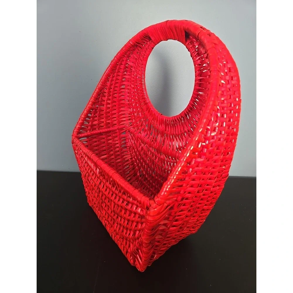 VINTAGE Red Wicker Farmhouse Mail‎ Flower Basket